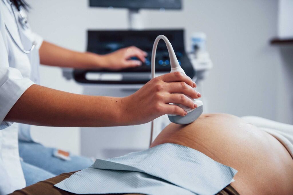 Où trouver un gynécologue femme spécialisé en grossesse à Marrakech ? — Dr Boutaibi